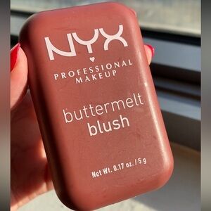 NYX Buttermelt Blush in Back and Butta